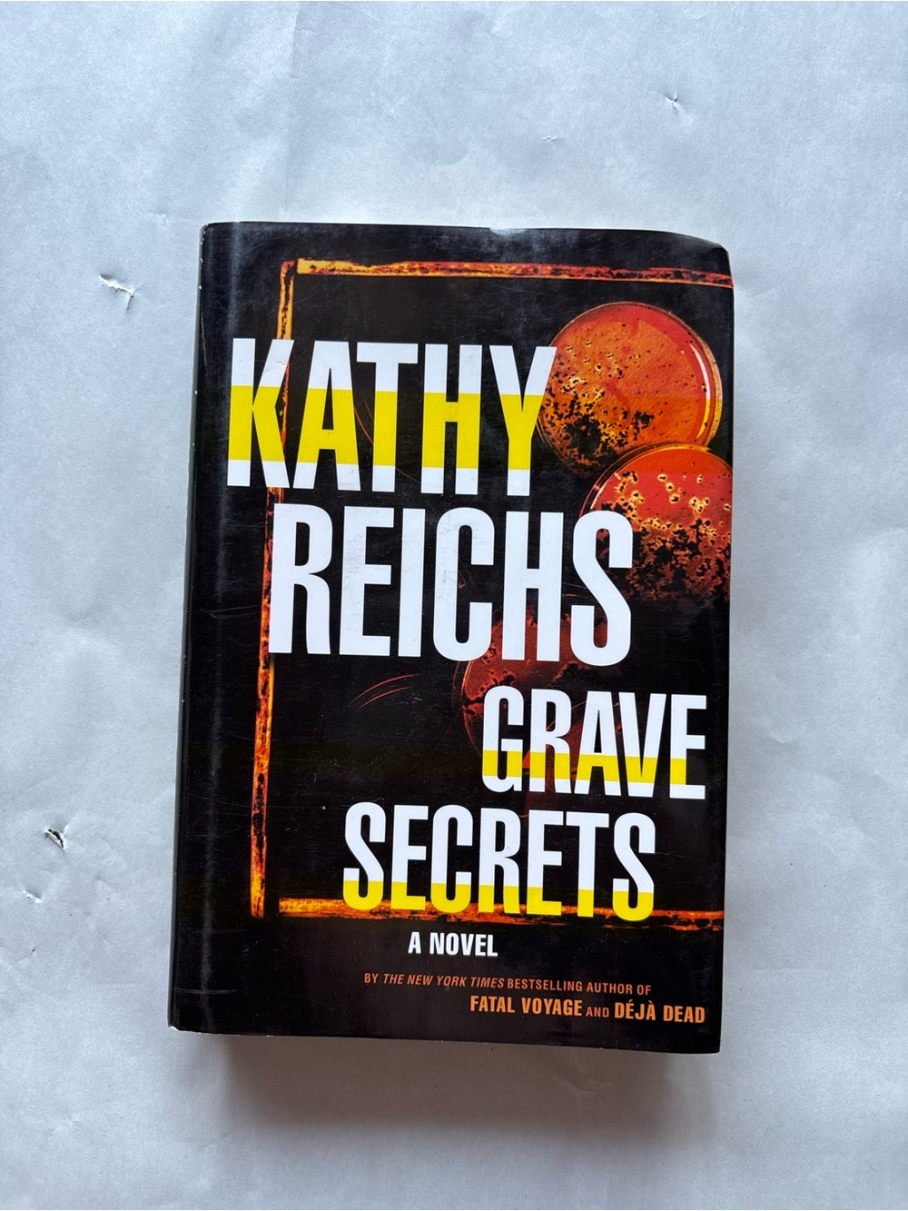 Kathy Reichs Grave Secrets 2002 Hardcover Temperance Brennan Novel Dust Jacket